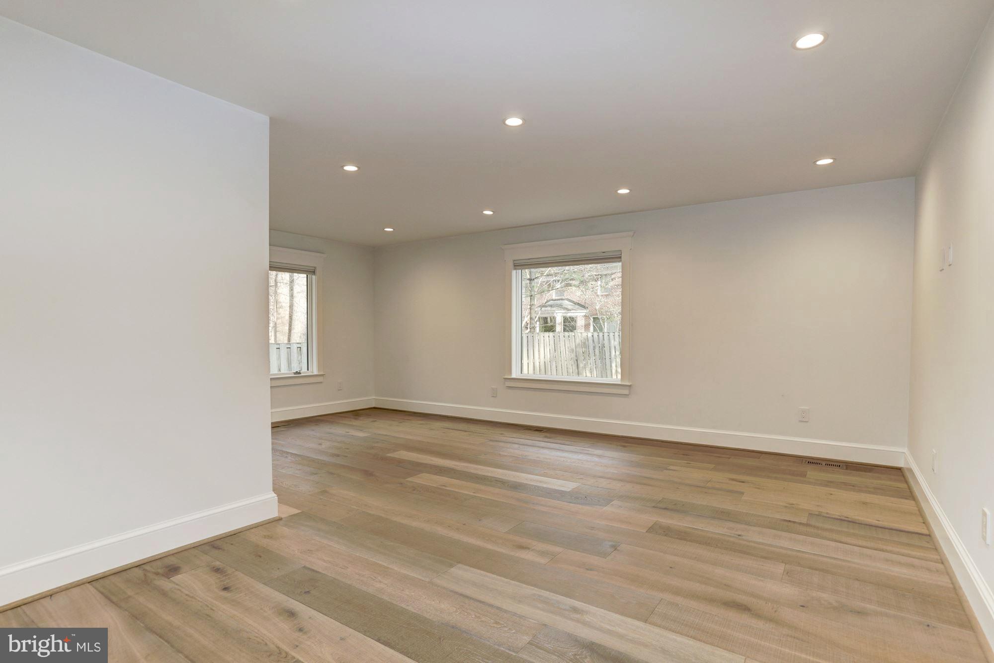18 Barn Ridge Court Silver Spring, MD 20906 - Photo 22 of 46 All large size bedrooms