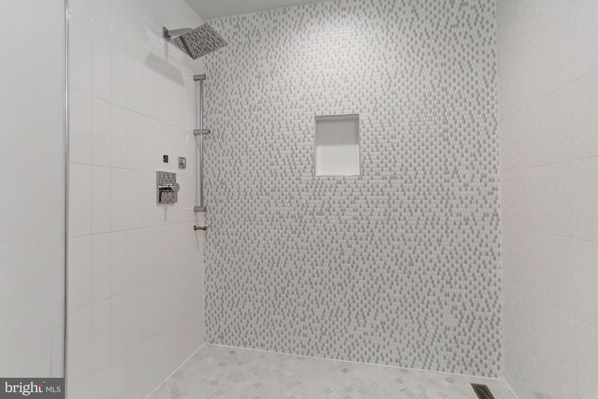 18 Barn Ridge Court Silver Spring, MD 20906 - Photo 28 of 46 Top Not Grohe Bathroom Products
