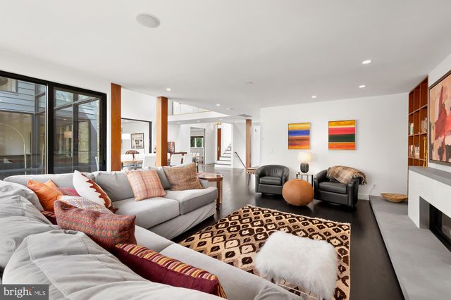 $2,665,000 | 1934 Massachusetts Avenue, McLean, VA 22101