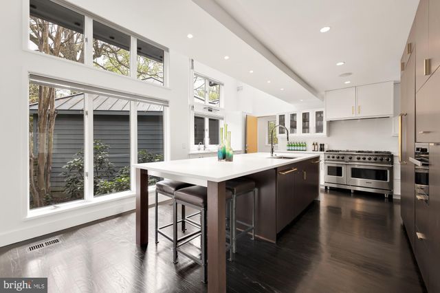 $2,665,000 | 1934 Massachusetts Avenue, McLean, VA 22101