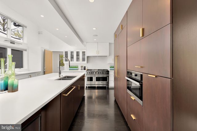 $2,665,000 | 1934 Massachusetts Avenue, McLean, VA 22101