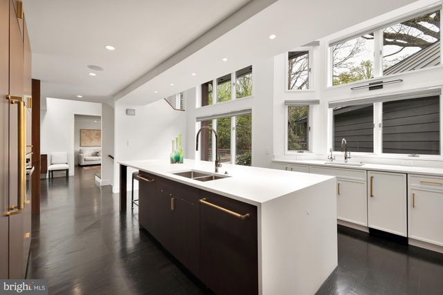 $2,665,000 | 1934 Massachusetts Avenue, McLean, VA 22101