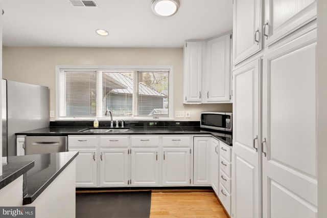 $2,665,000 | 1934 Massachusetts Avenue, McLean, VA 22101