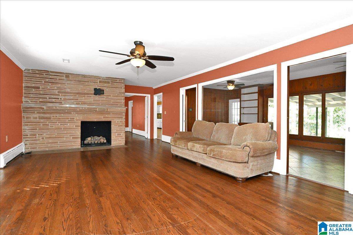 202 Crest Circle South Jasper, AL 35501 - Photo 4 of 53