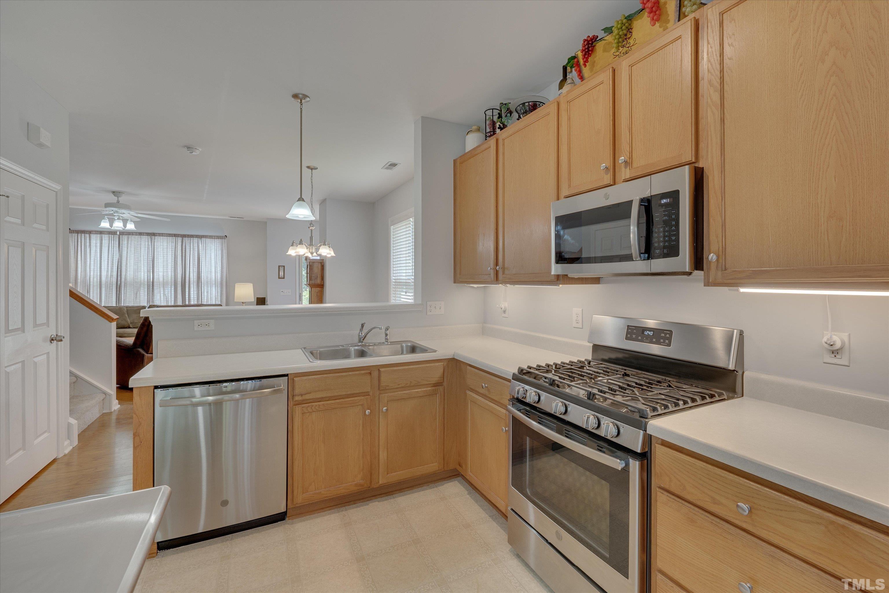 1901 Barngate Way Raleigh, NC 27614 - Photo 14 of 23 Gallery Image 14
