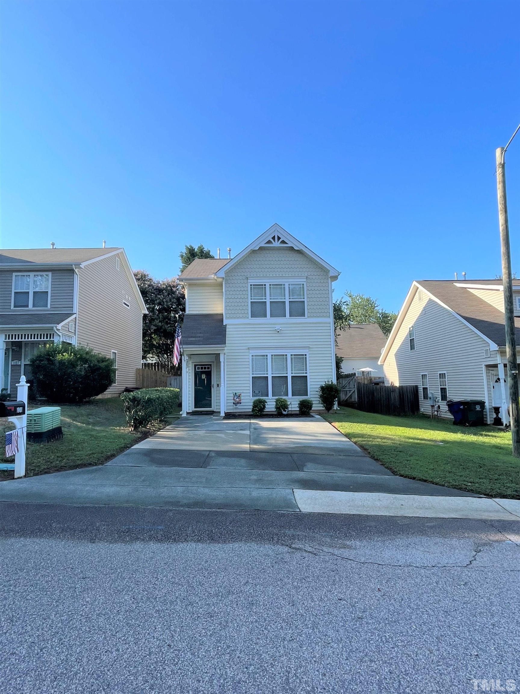 1901 Barngate Way Raleigh, NC 27614 - Photo 2 of 23 Gallery Image 2