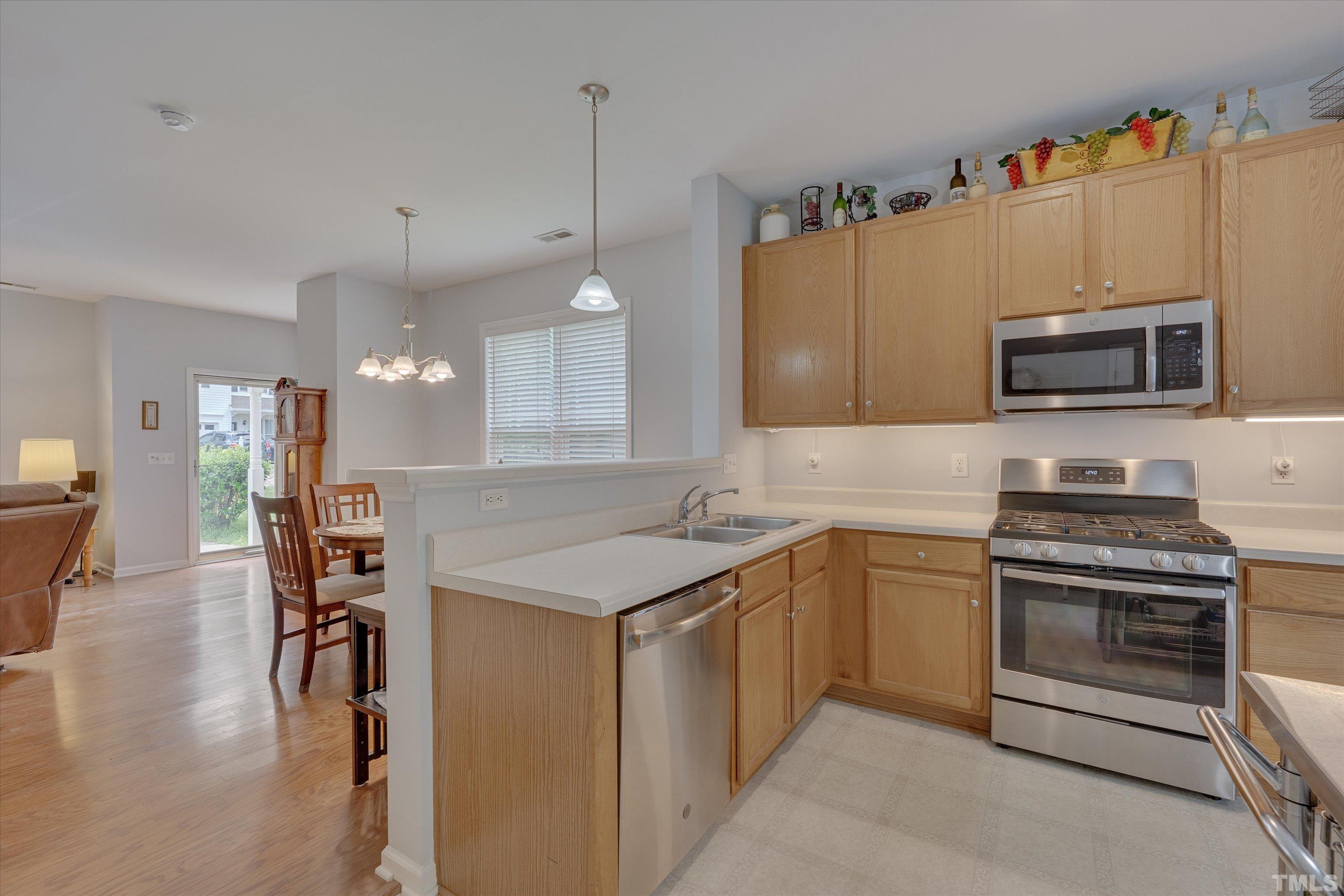 1901 Barngate Way Raleigh, NC 27614 - Photo 10 of 23 Gallery Image 10