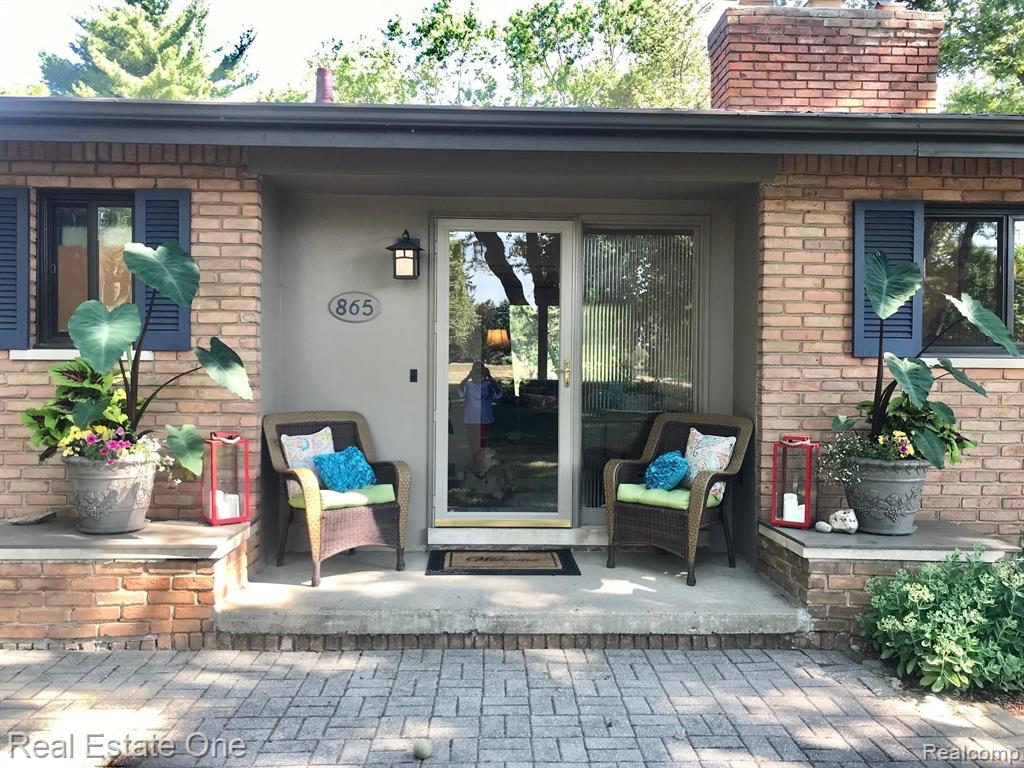 865 Viewland Drive Rochester Hills, MI 48309 - Photo 14 of 90