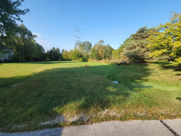 $179,900 | 11223 Westwood Circle, Unit LT10, Mequon, WI 53097