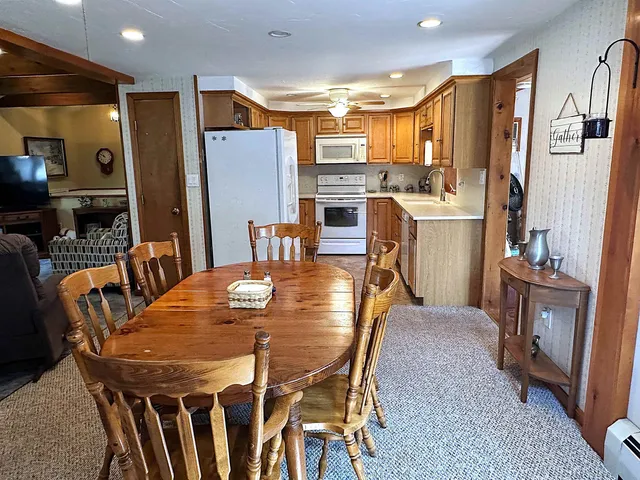 $525,000 | 17 Maplewood Avenue, Rochester, NH 03867