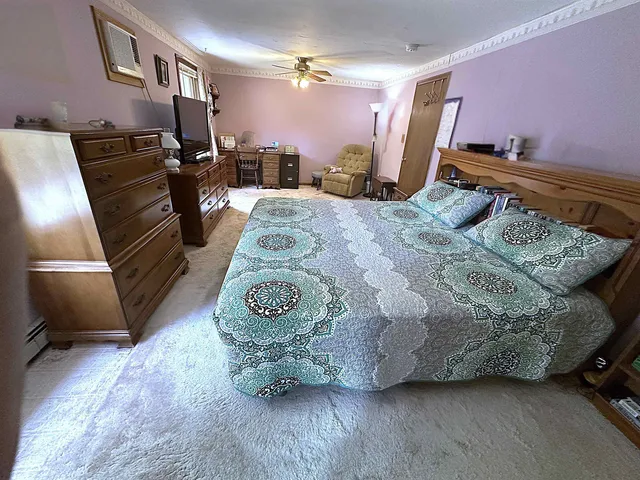 $525,000 | 17 Maplewood Avenue, Rochester, NH 03867