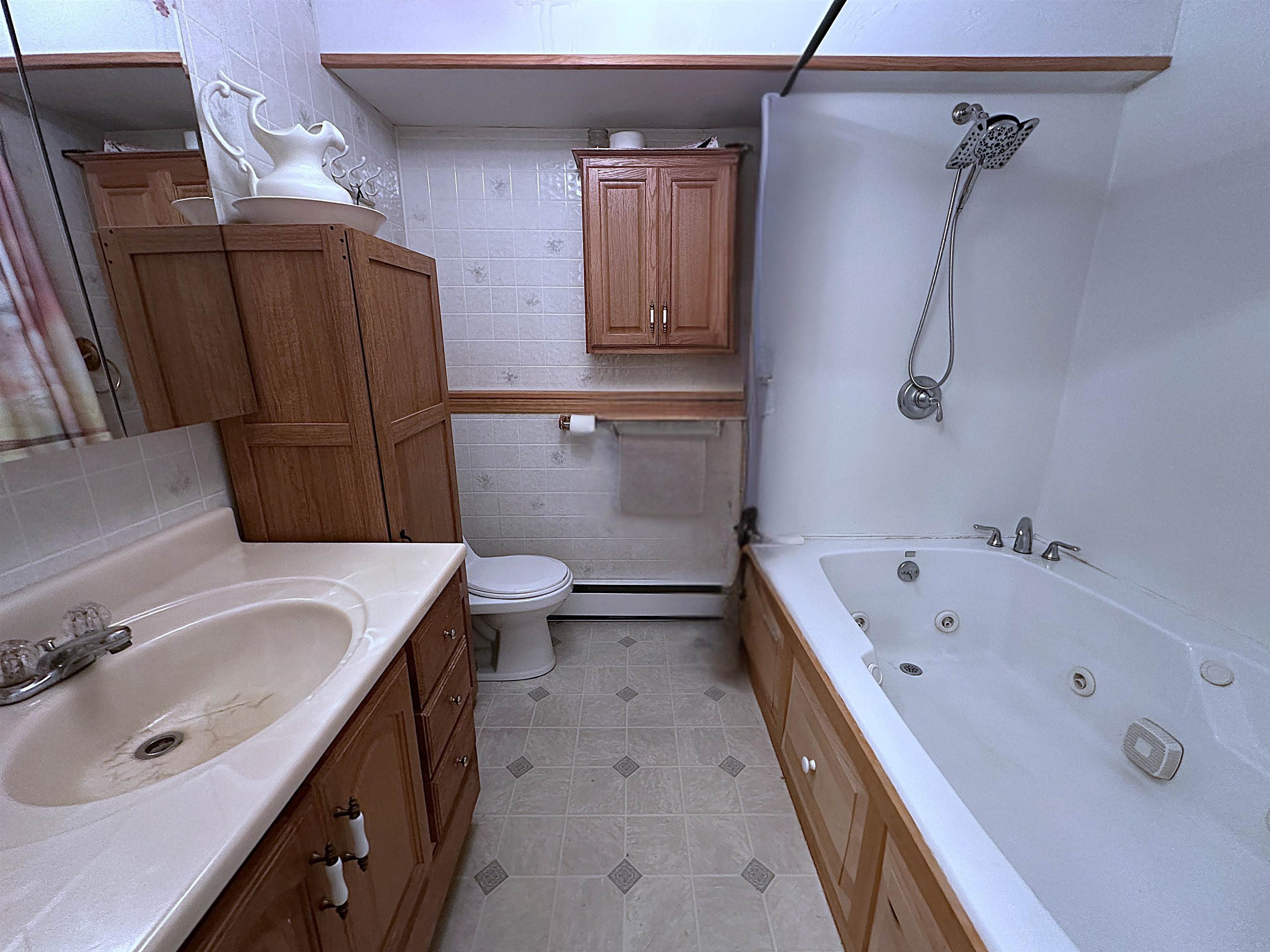 17 Maplewood Avenue Rochester, NH 03867 - Photo 40 of 60