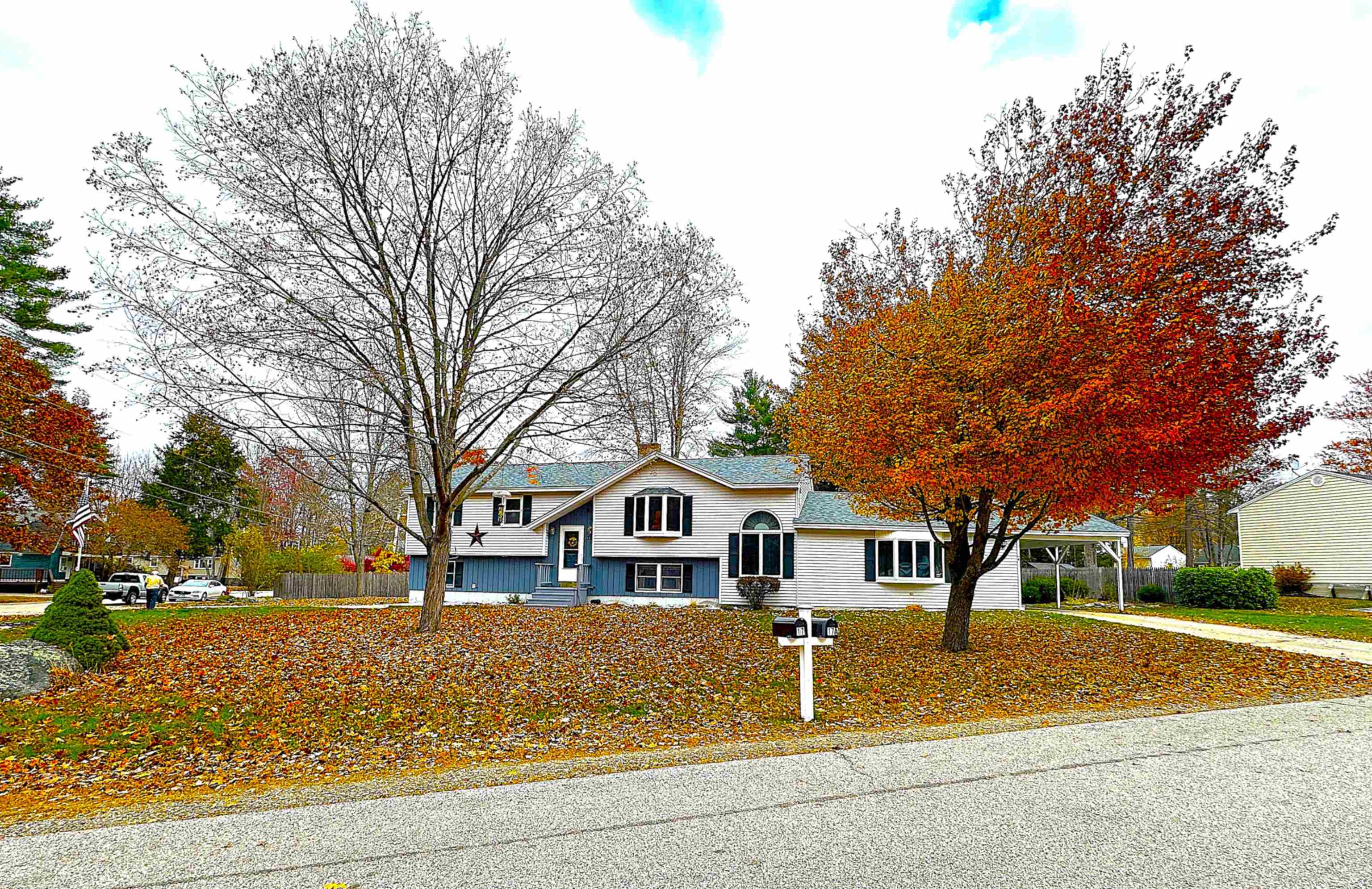 17 Maplewood Avenue Rochester, NH 03867 - Photo 4 of 60