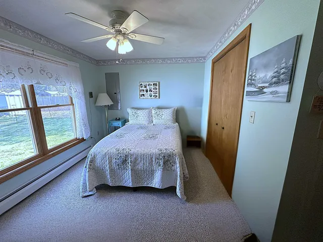 $525,000 | 17 Maplewood Avenue, Rochester, NH 03867