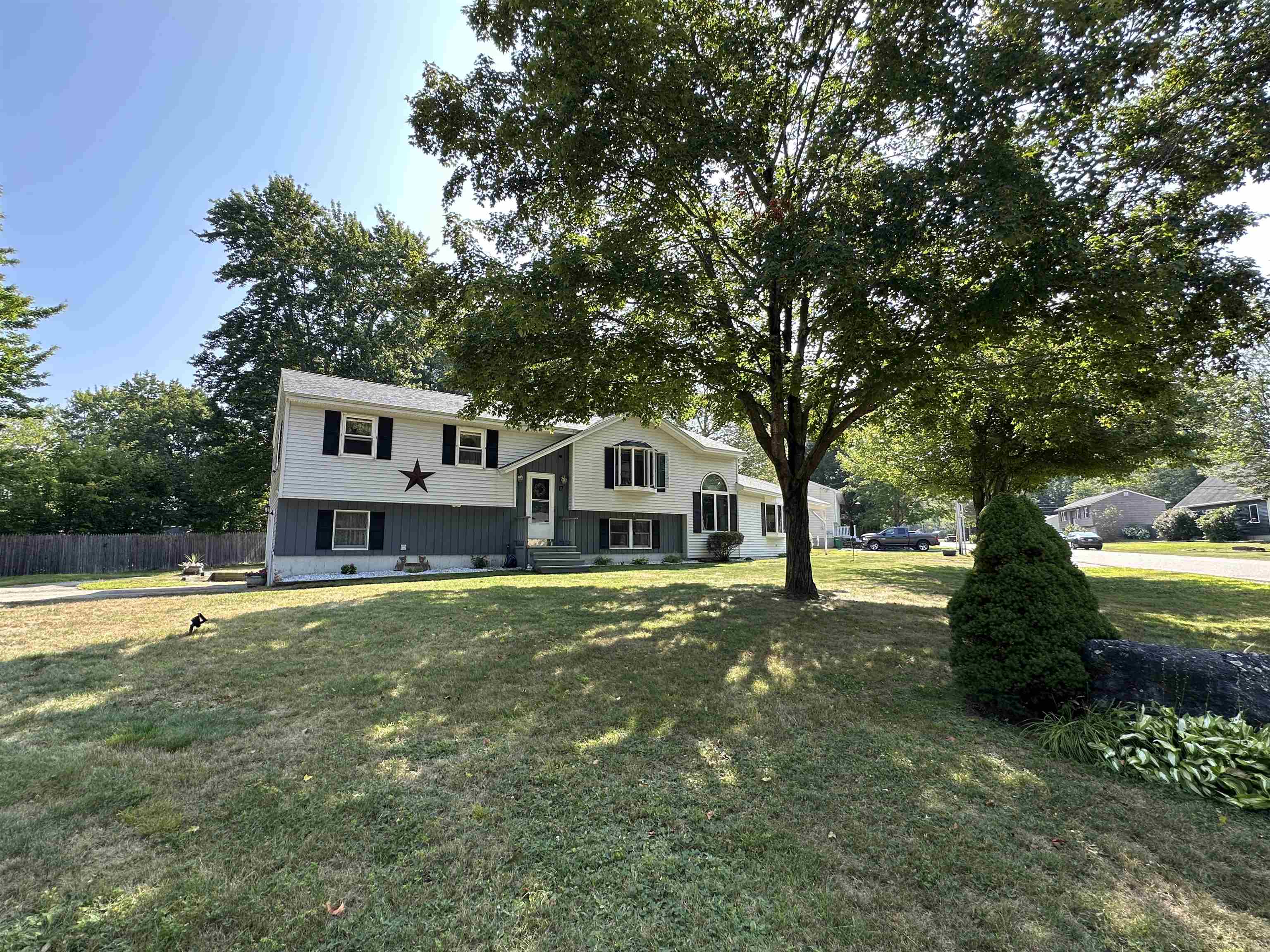 17 Maplewood Avenue Rochester, NH 03867 - Photo 58 of 60
