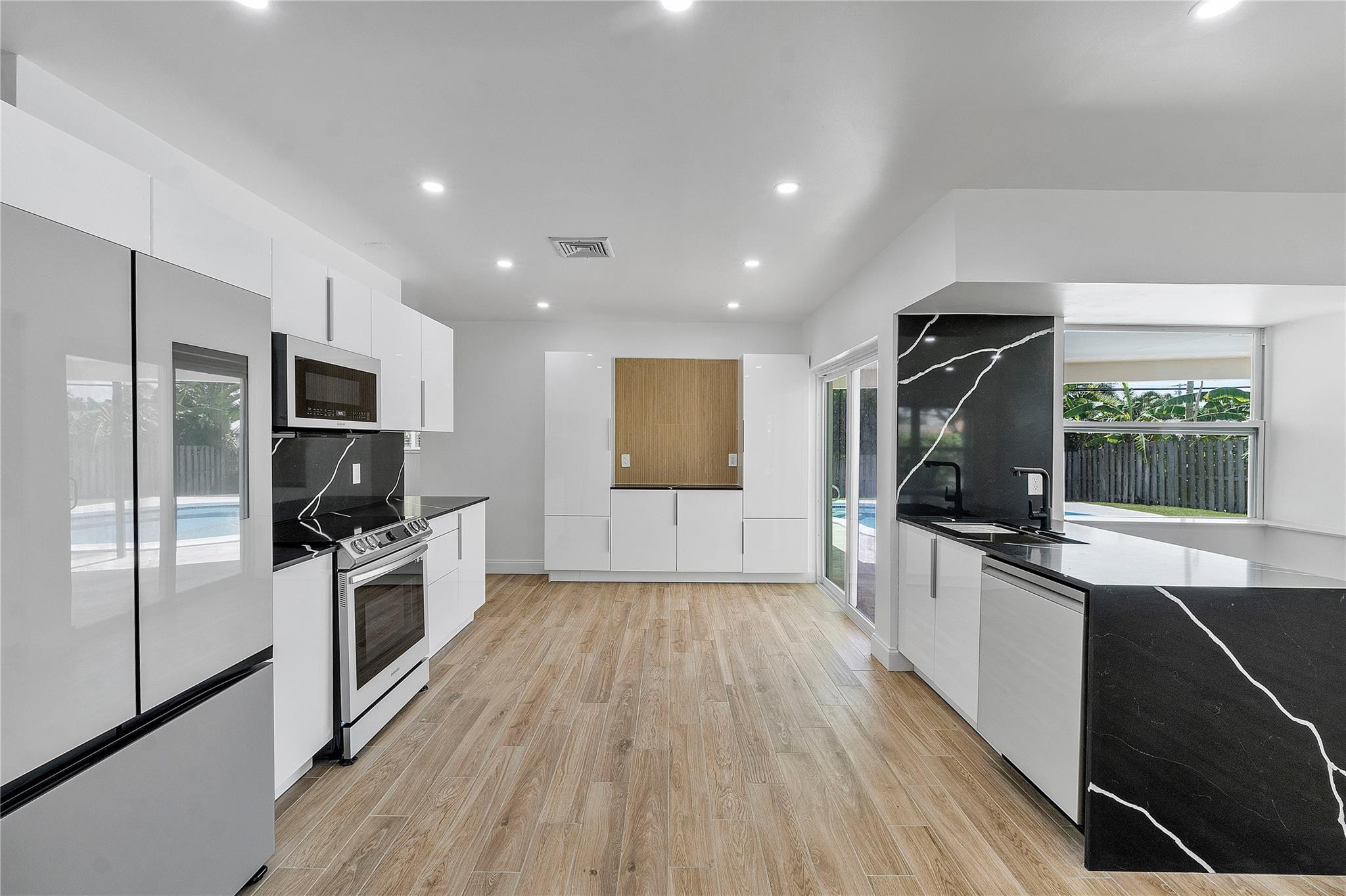 400 Southwest 9th Avenue Boca Raton, FL 33486 - Photo 18 of 35 Photo 18