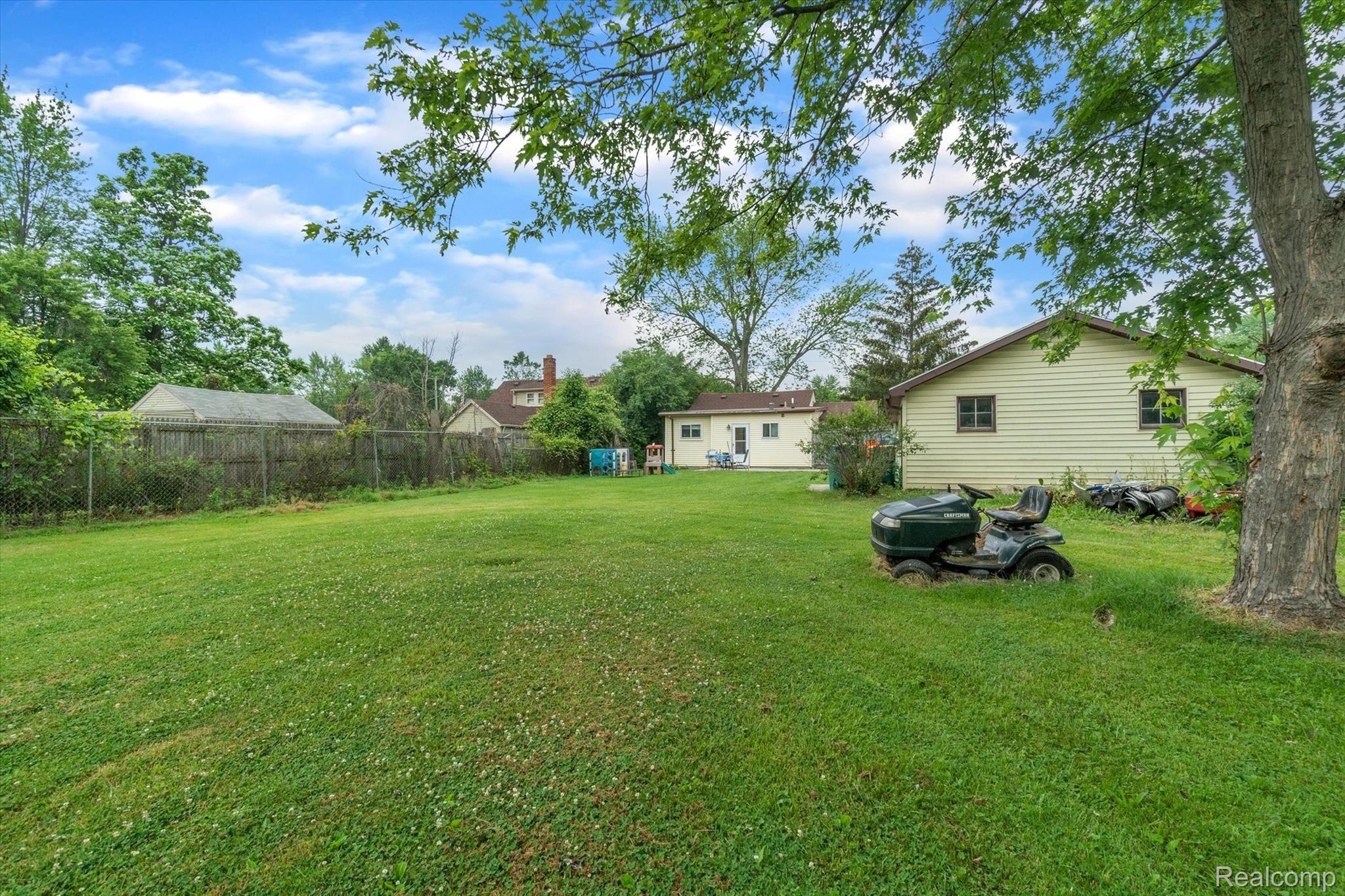 6591 Ball Road Romulus, MI 48174 - Photo 39 of 43 39-6591 Ball Rd-windowstill-realestate-photography-39.jpg