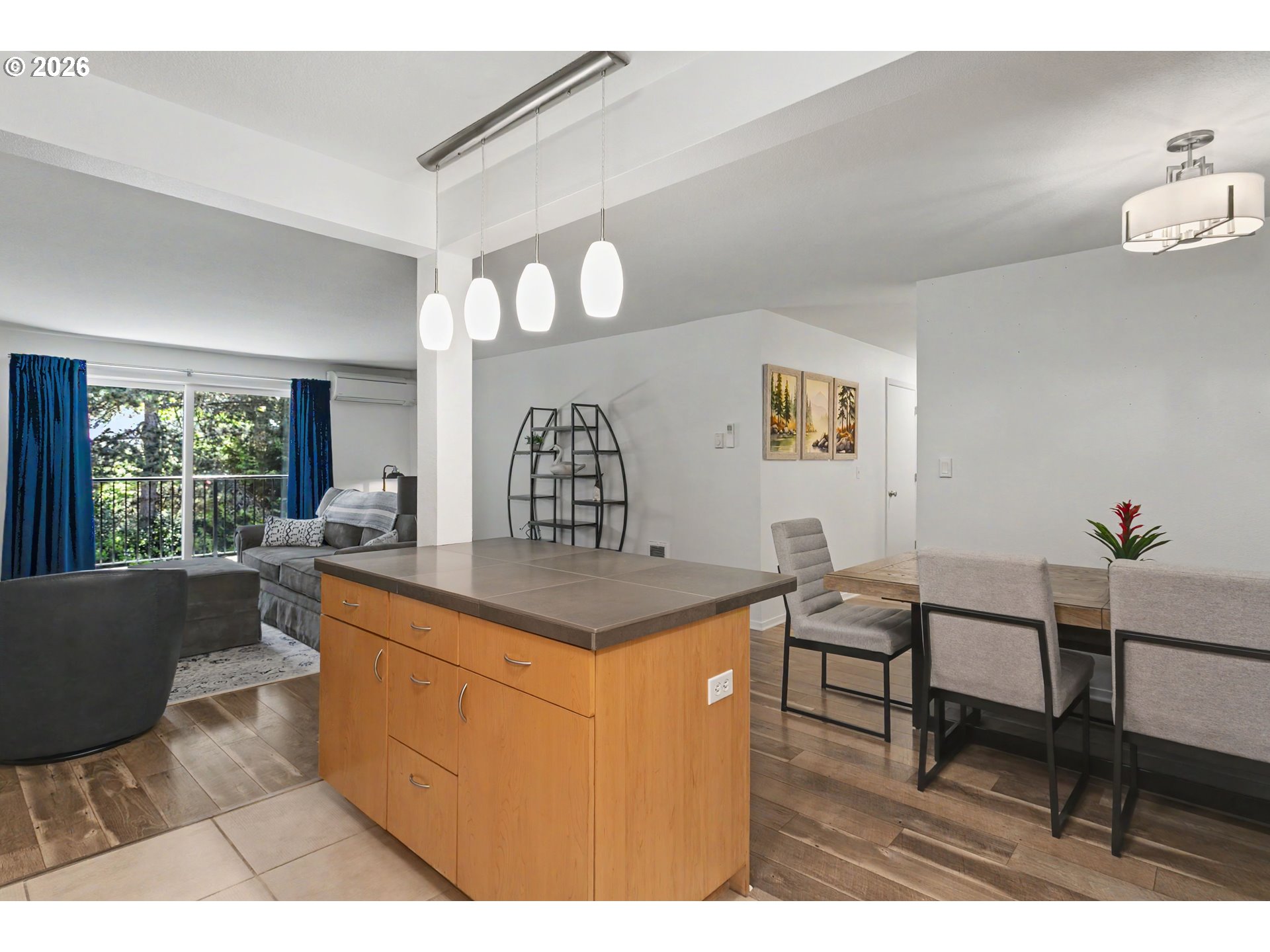 200 Southwest Burnham Road, Unit 306 Lake Oswego, OR 97034 - Photo 7 of 28 Kitchen