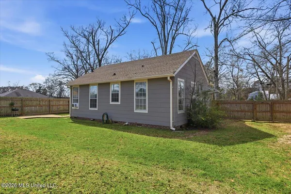 $135,000 | 611 North East Street, Mendenhall, MS 39114