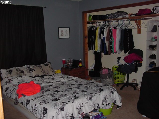 32703 Southeast Doyle Road Estacada, OR 97023 - Photo 5 of 7 Gallery Image 5