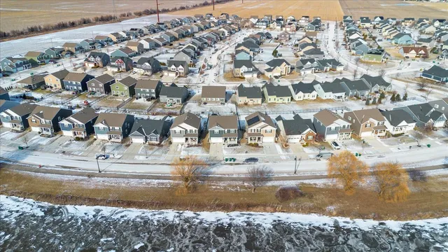 $475,000 | 1814 Peyton Terrace, Shorewood, IL 60404