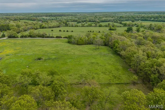 $120,000 | 81 Indian Crk Loop, Buffalo, MO 65622