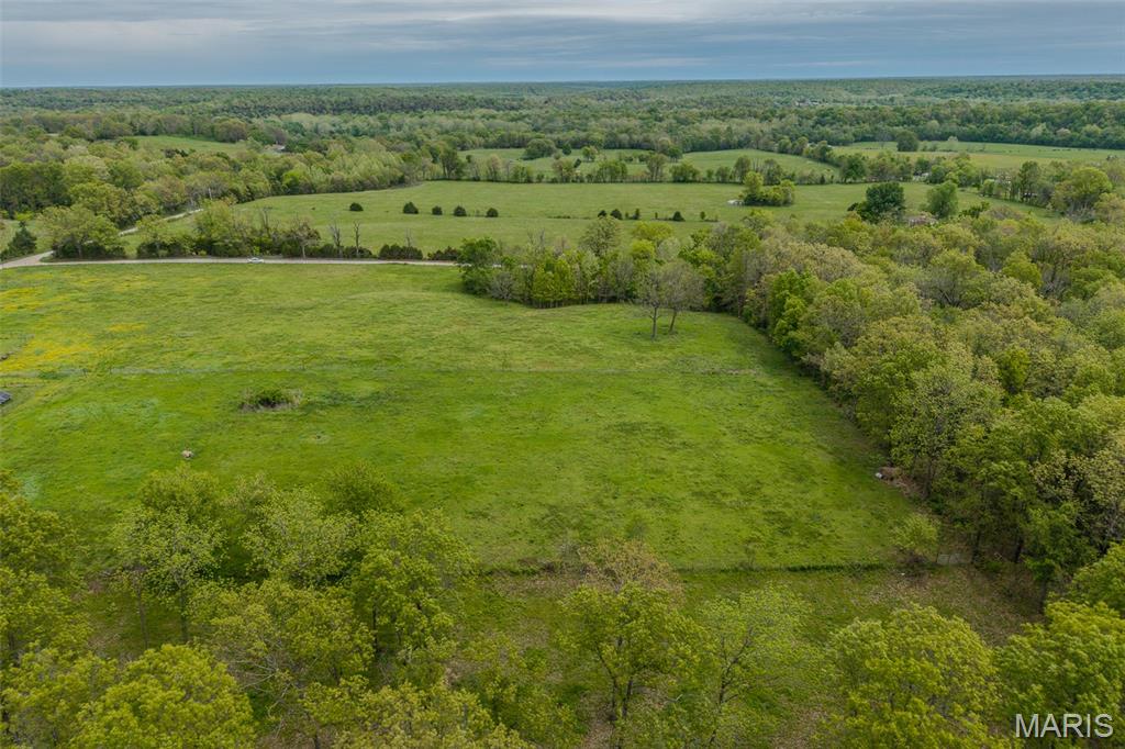 81 Indian Crk Loop Buffalo, MO 65622 - Photo 36 of 39