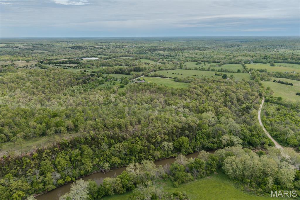 81 Indian Crk Loop Buffalo, MO 65622 - Photo 10 of 39