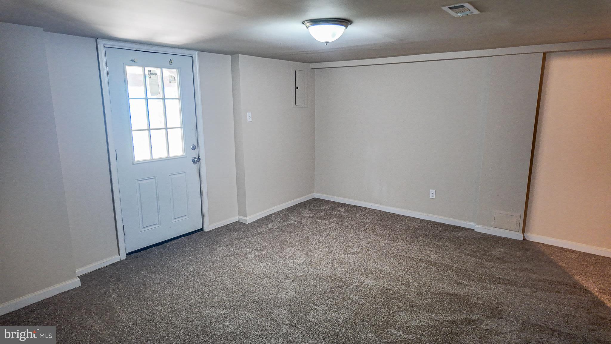 10847 Perrin Road Philadelphia, PA 19154 - Photo 28 of 33 Gallery Image 28