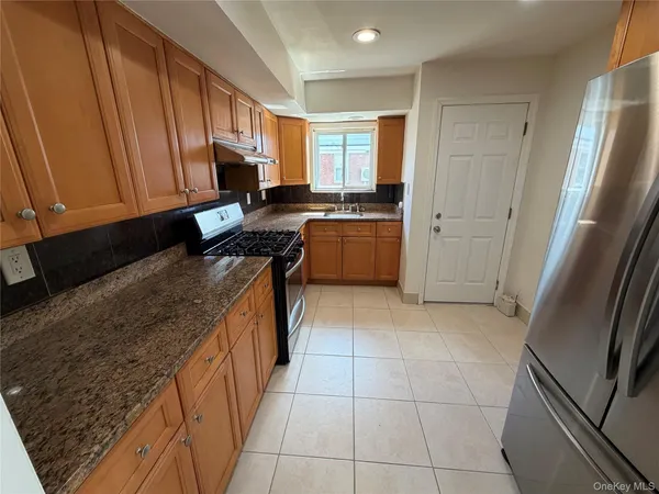$3,300 | 83-11 169th Street | Jamaica Hillcrest