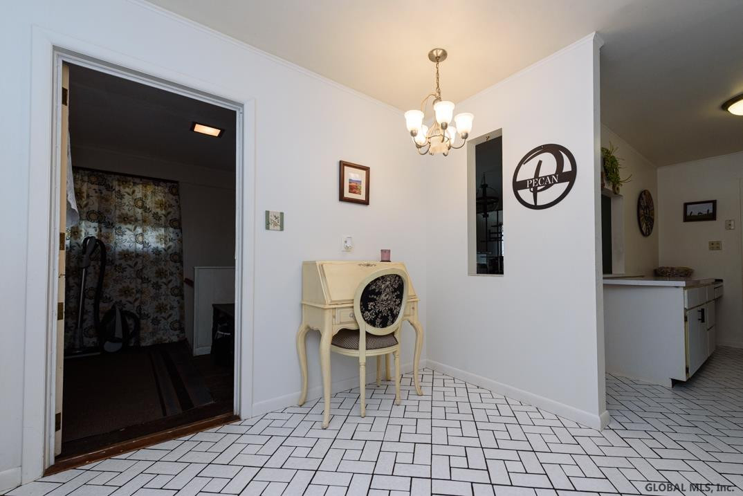 48 Lisha Kill Road Colonie, NY 12205 - Photo 8 of 21 Photo 9
