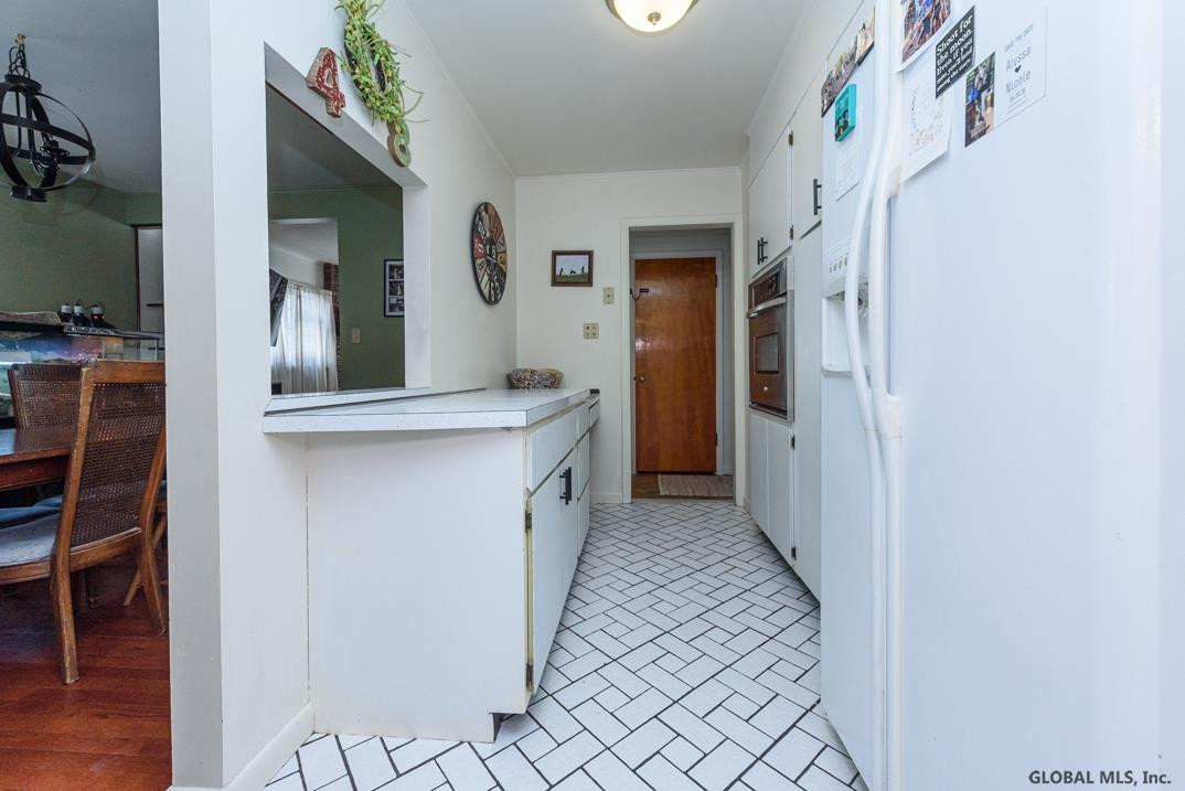 48 Lisha Kill Road Colonie, NY 12205 - Photo 10 of 21 Photo 11