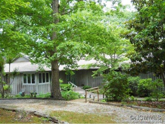140 Lower Ridgeview Road Columbus, NC 28722 - Photo 2 of 14