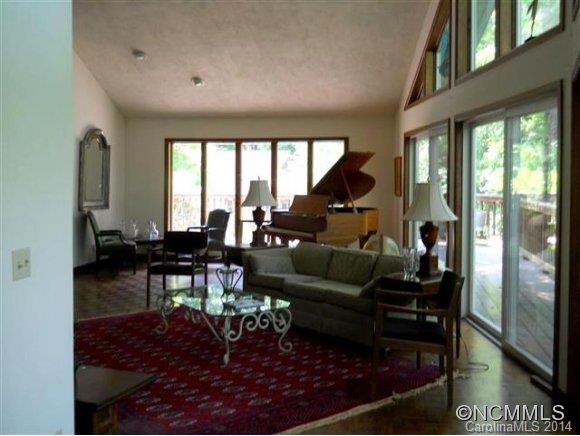 140 Lower Ridgeview Road Columbus, NC 28722 - Photo 6 of 14