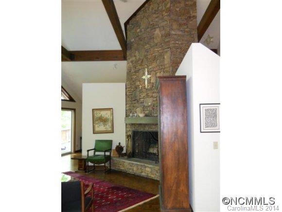 140 Lower Ridgeview Road Columbus, NC 28722 - Photo 8 of 14