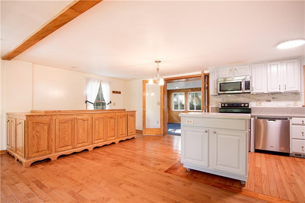 193 Hepler Road Sarver, PA 16055 - Photo 7 of 29