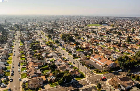 $950,000 | 15016 Fleming Street, San Leandro, CA 94579