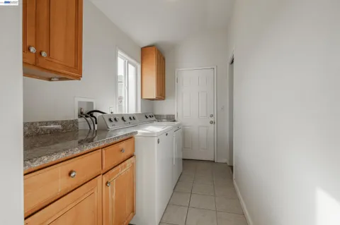 $925,000 | 15016 Fleming Street, San Leandro, CA 94579