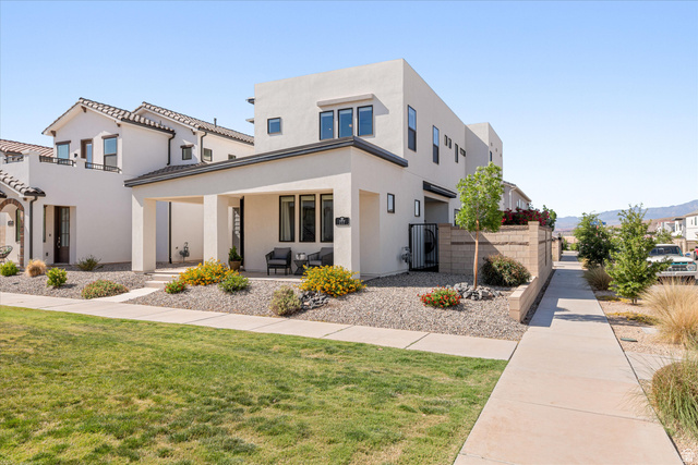 777 Red Marble Lane St. George, UT 84790 - Photo 3 of 39