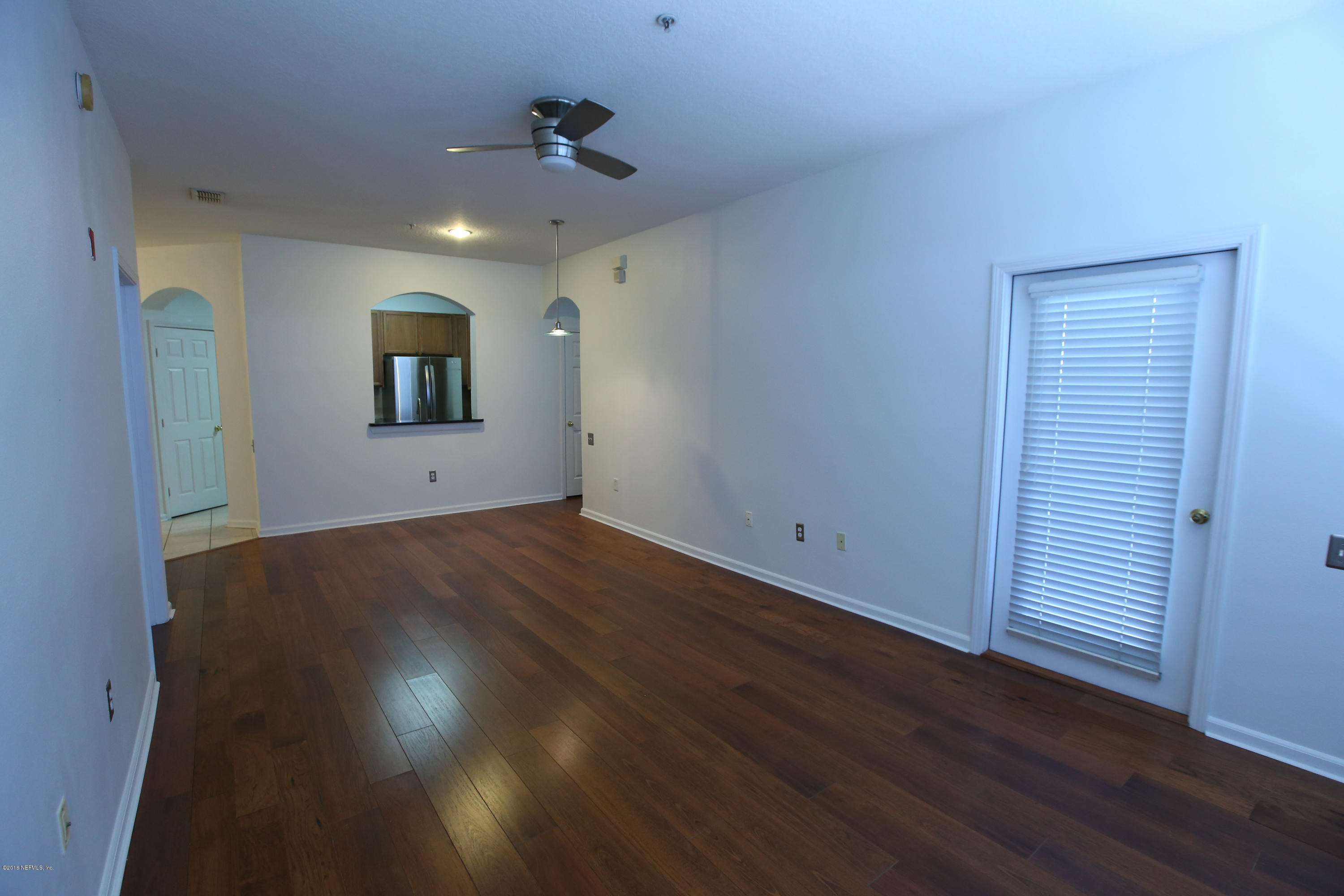 10550 Baymeadows Road, Unit 714 Jacksonville, FL 32256 - Photo 13 of 38 FAMILY ROOM