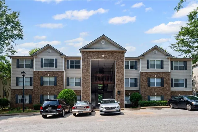 $117,500 | 3303 Par 3 Way, Lithonia, GA 30038