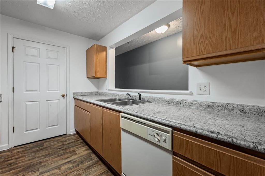 3303 Par 3 Way Lithonia, GA 30038 - Photo 9 of 27 a bathroom with a sink and a mirror
