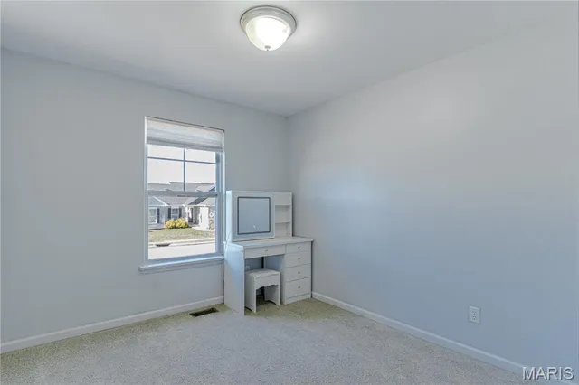 $355,000 | 1042 Palisades Lane, Pacific, MO 63069