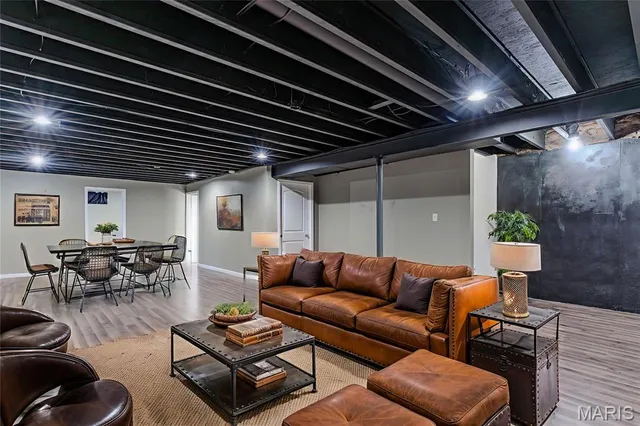 $355,000 | 1042 Palisades Lane, Pacific, MO 63069