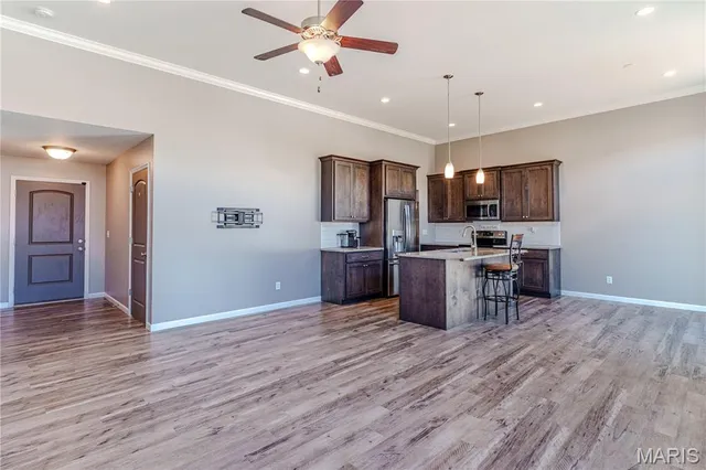 $355,000 | 1042 Palisades Lane, Pacific, MO 63069