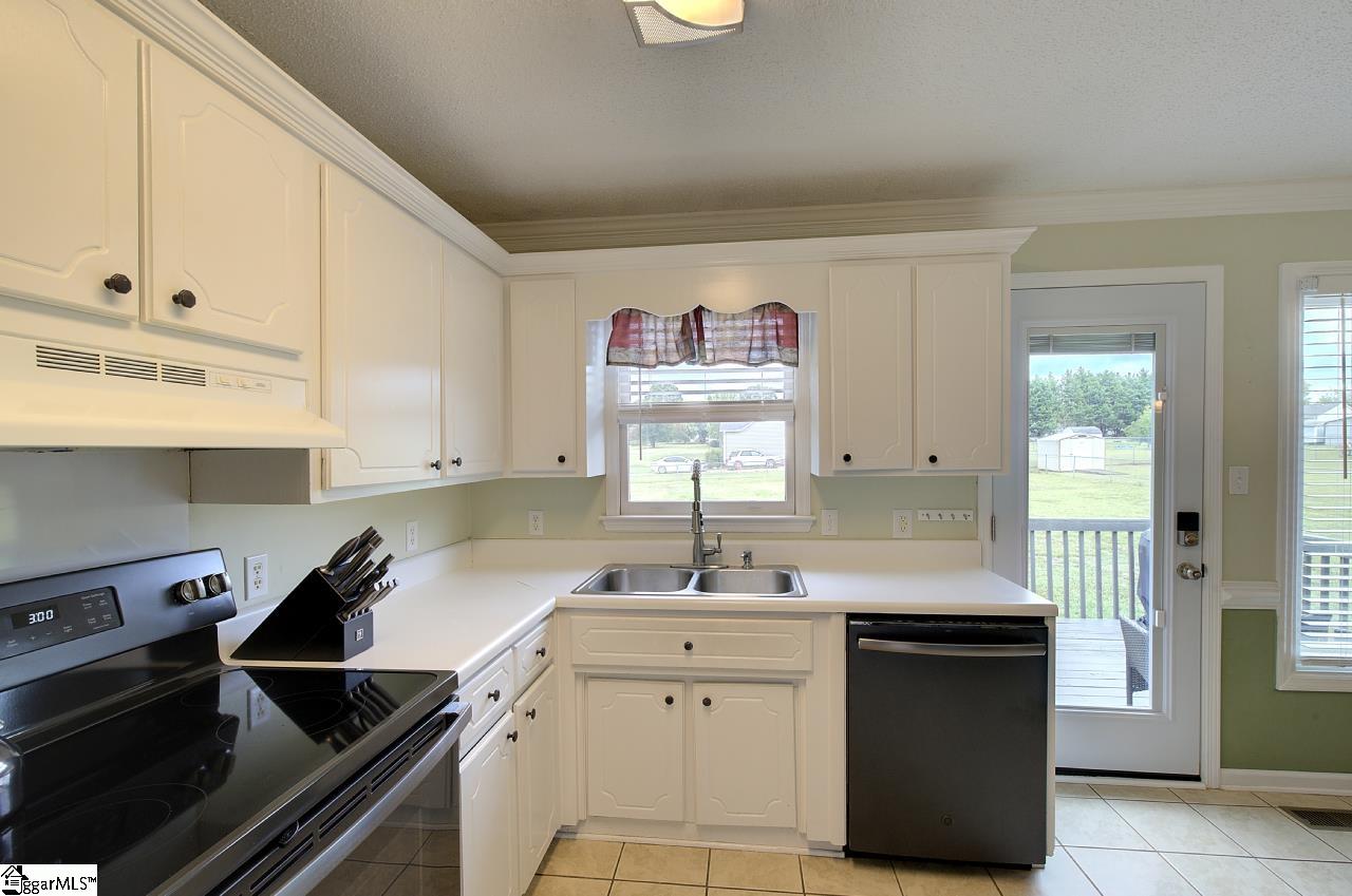 551 Quail Creek Road Inman, SC 29349 - Photo 12 of 25