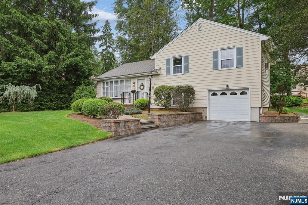 48 Rutgers Street Closter, NJ 07624 - Photo 3 of 24
