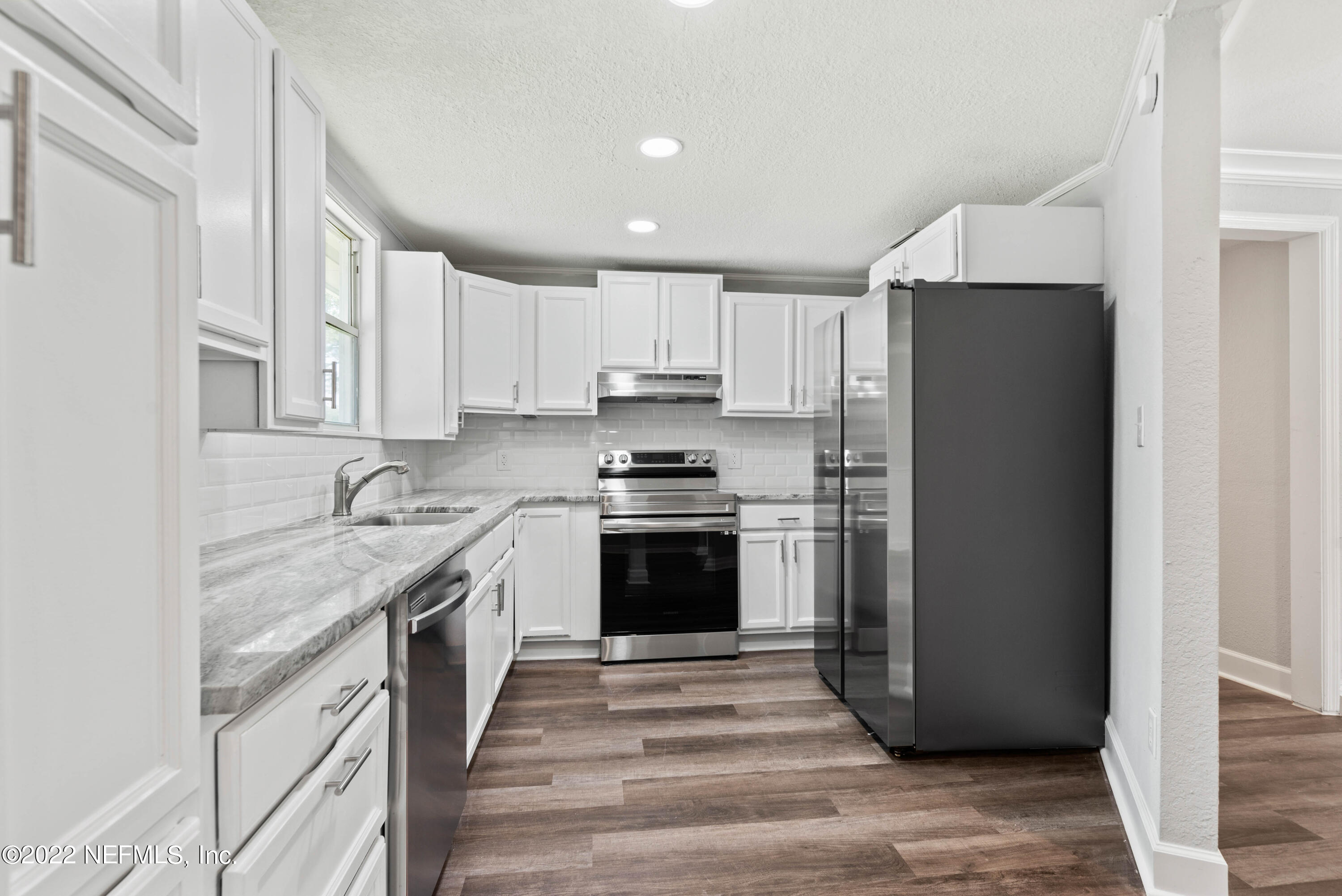 8039 Cecil St-6