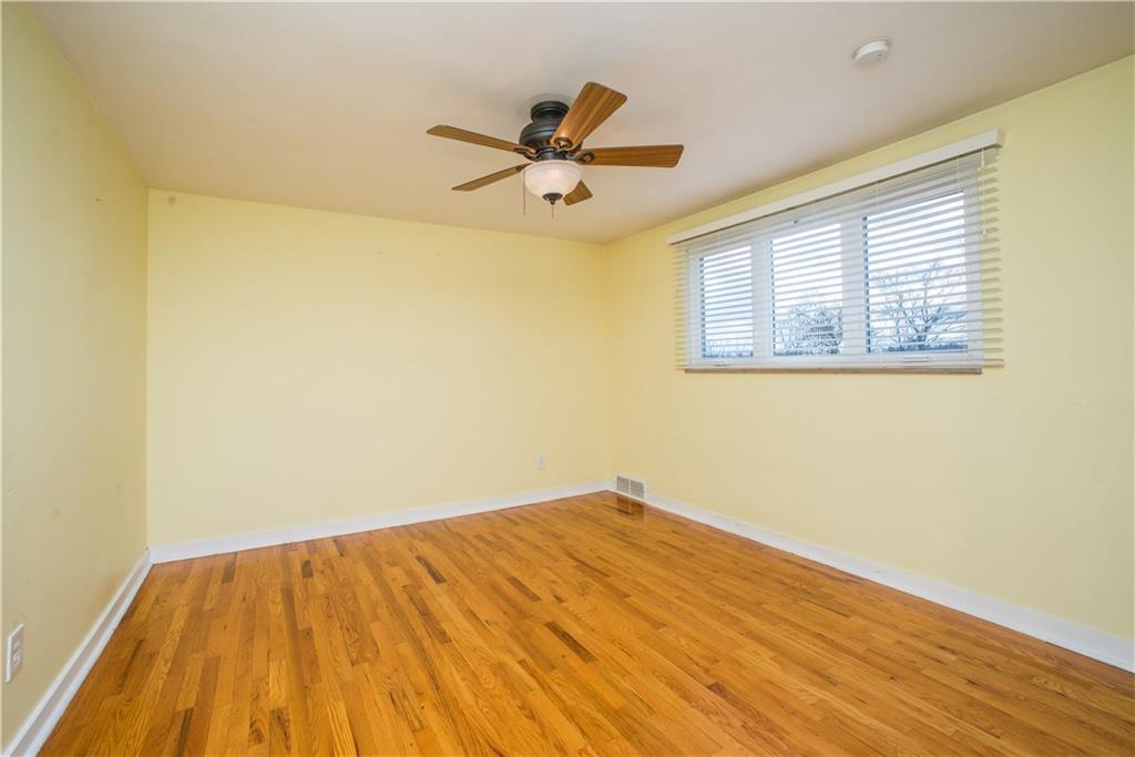 3730 Willett Road Pittsburgh, PA 15227 - Photo 10 of 25