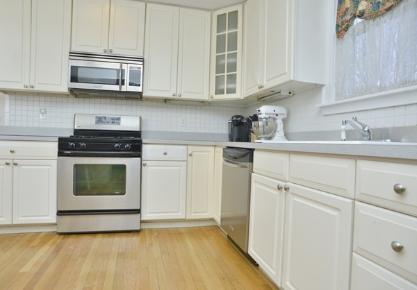 37 Bayfield Road Quincy, MA 02171 - Photo 6 of 19 Gallery Image 6
